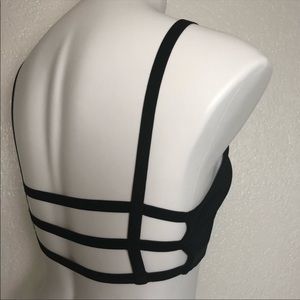 Onzie black bralette size large